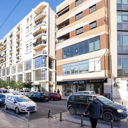 Rana - Modern & Sunny Flat Near Center & Διαμέρισμα Δυρράχιο