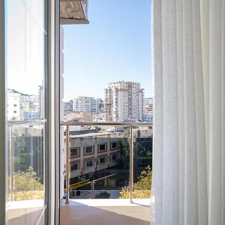 Διαμέρισμα Rana - Modern & Sunny Flat Near Center &