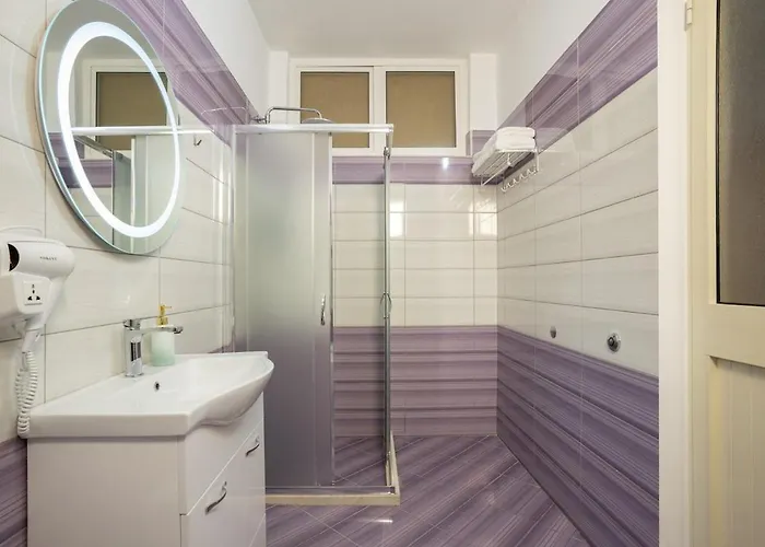 Rana - Modern&sunny Flat Near Center&beach * Durrës